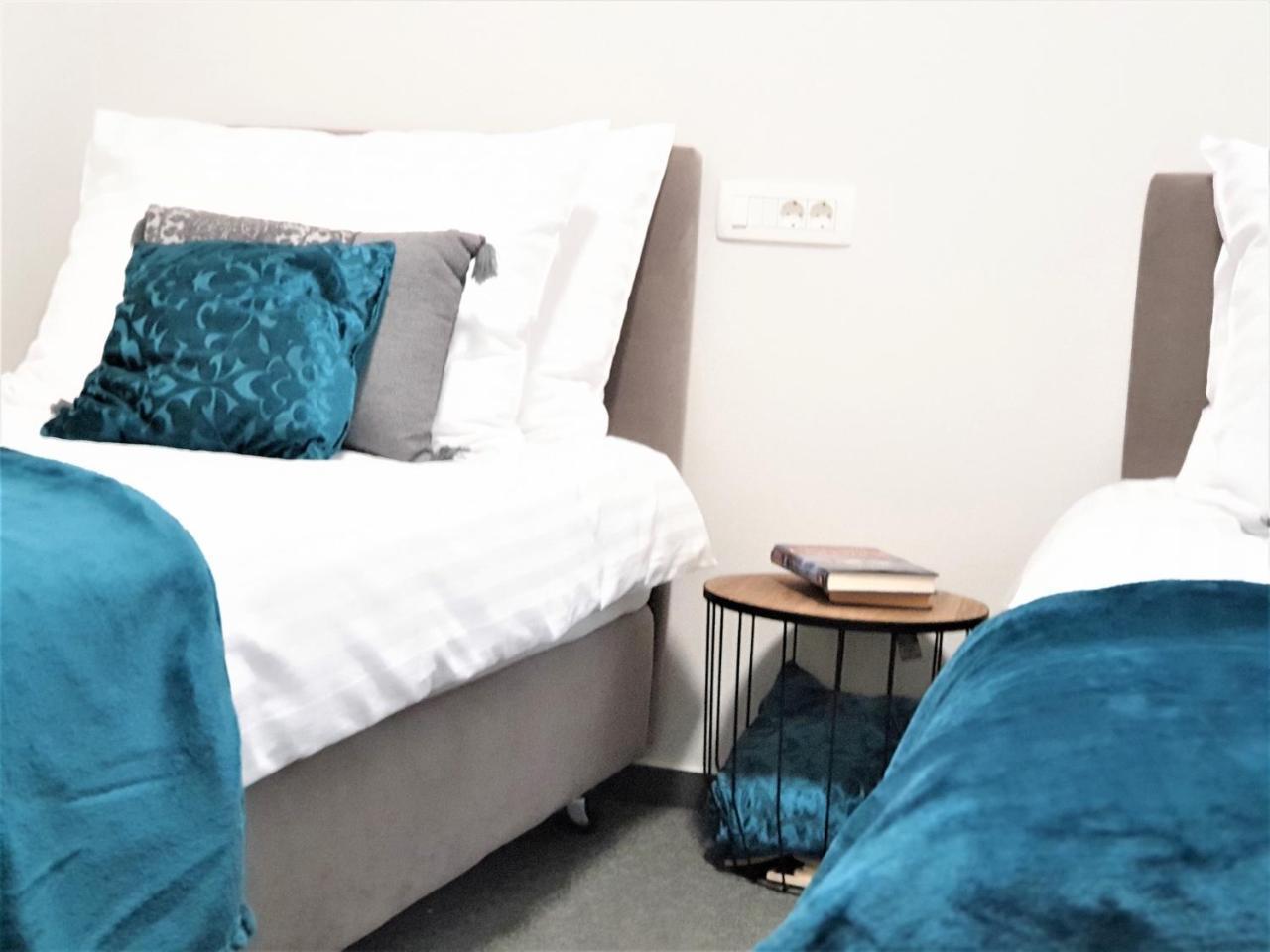 Smart Hostel Slavonski Brod Eksteriør billede